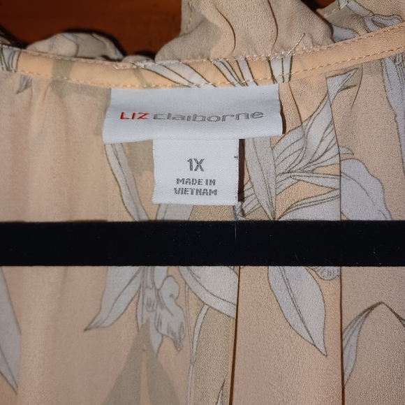 Plus size Liz Claiborne Floral Top, Womens, 1X - Picture 3 of 4